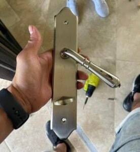 Sliding door repair service in South Florida